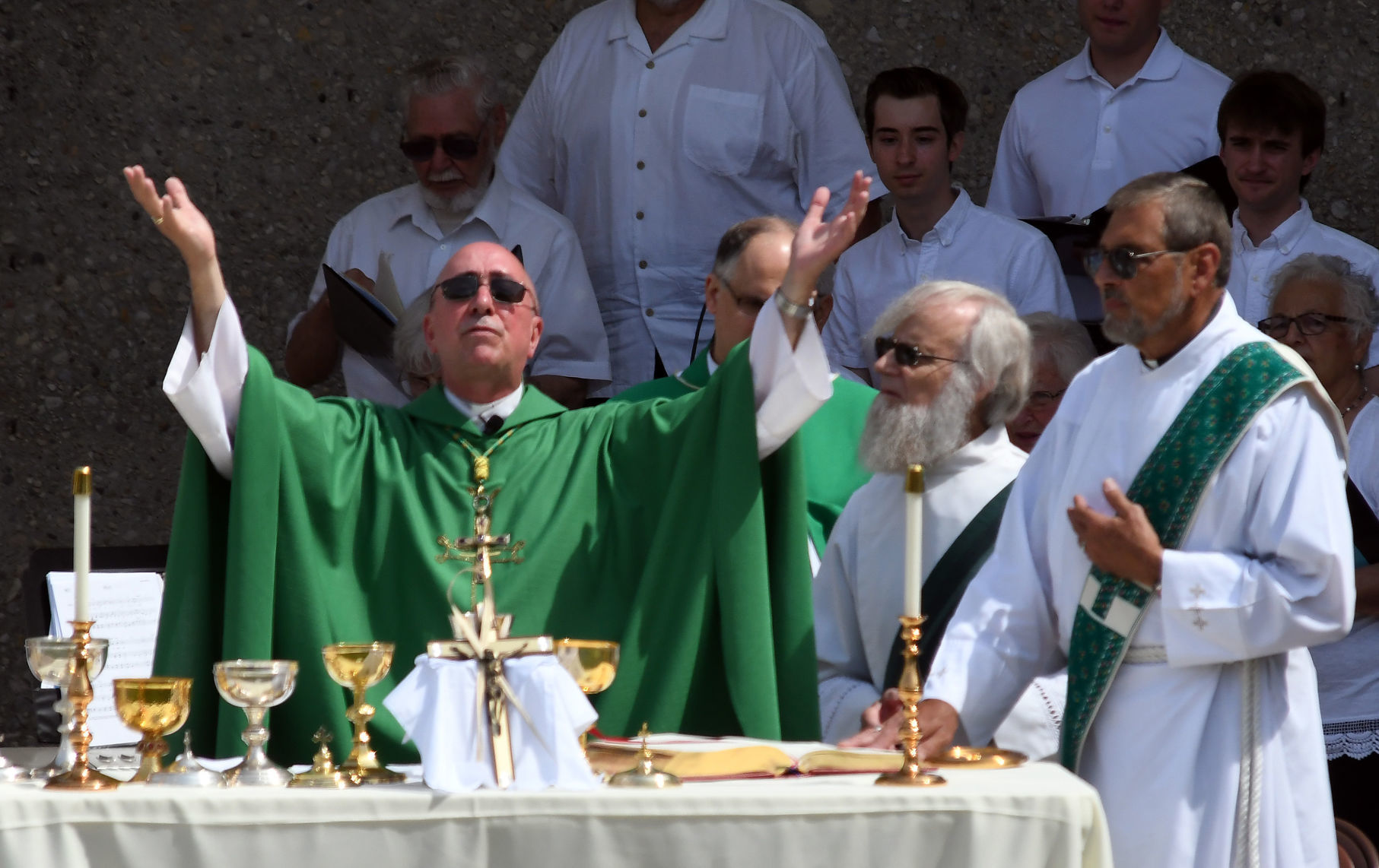 OUTDOOR MASS